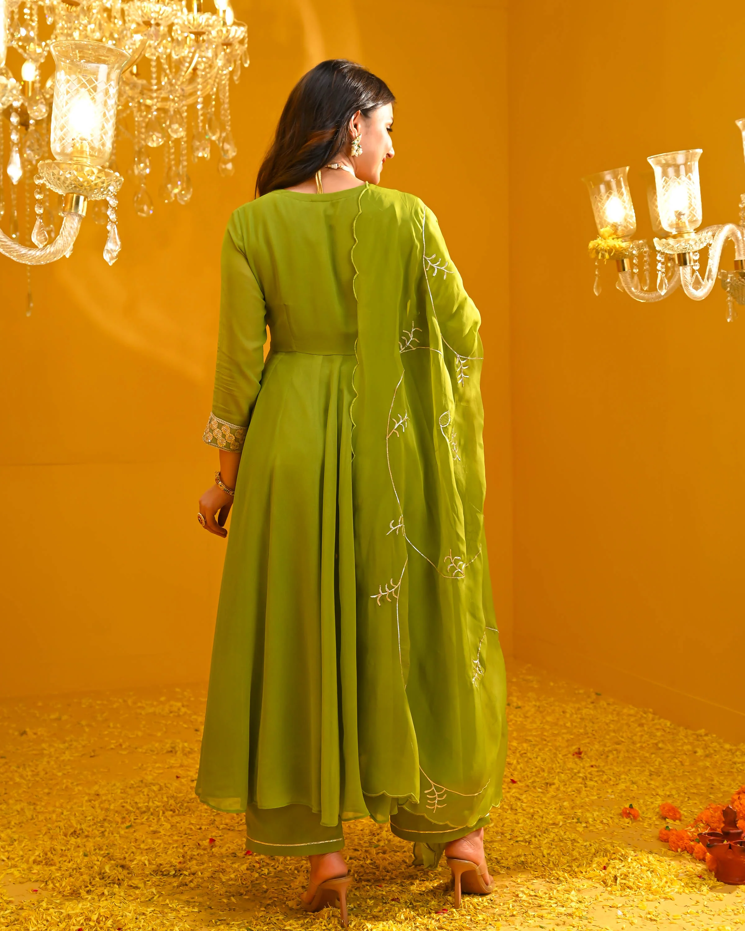 Aahana Georgette Suit Set - Woolfily