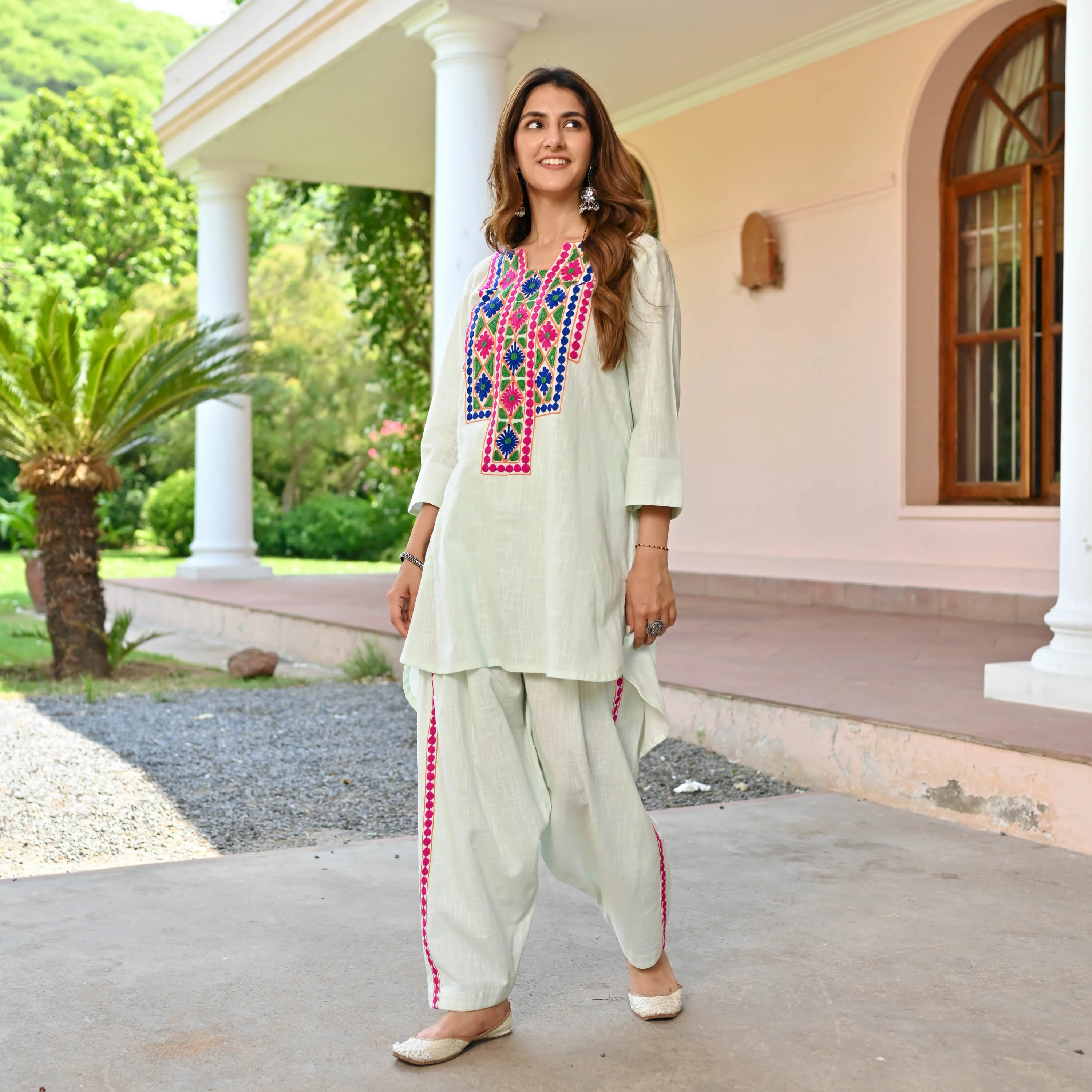 Mink Aari Work Kurta Pants - Woolfily