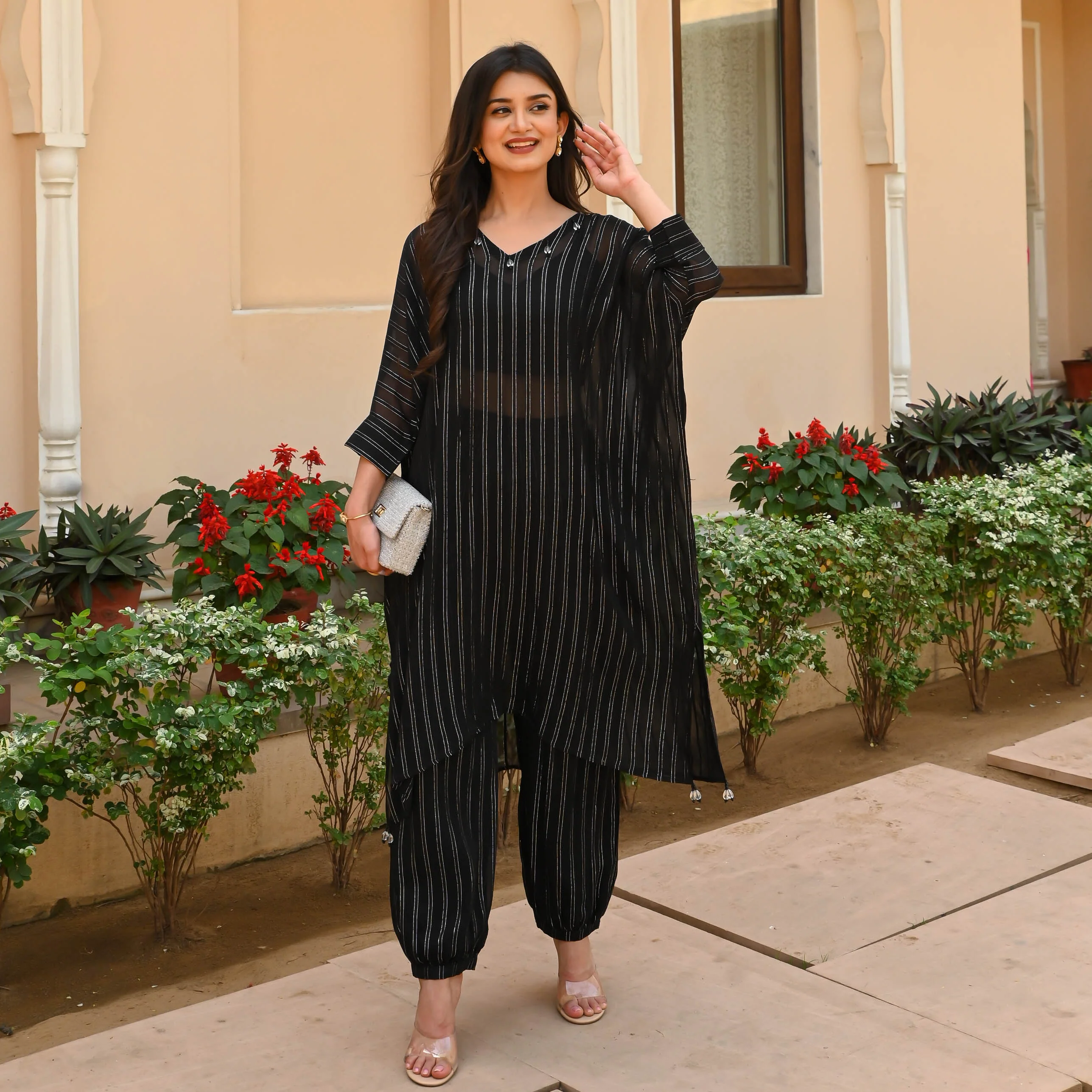 Bunaai Black Silver Lurex Kurta Pants - Woolfily