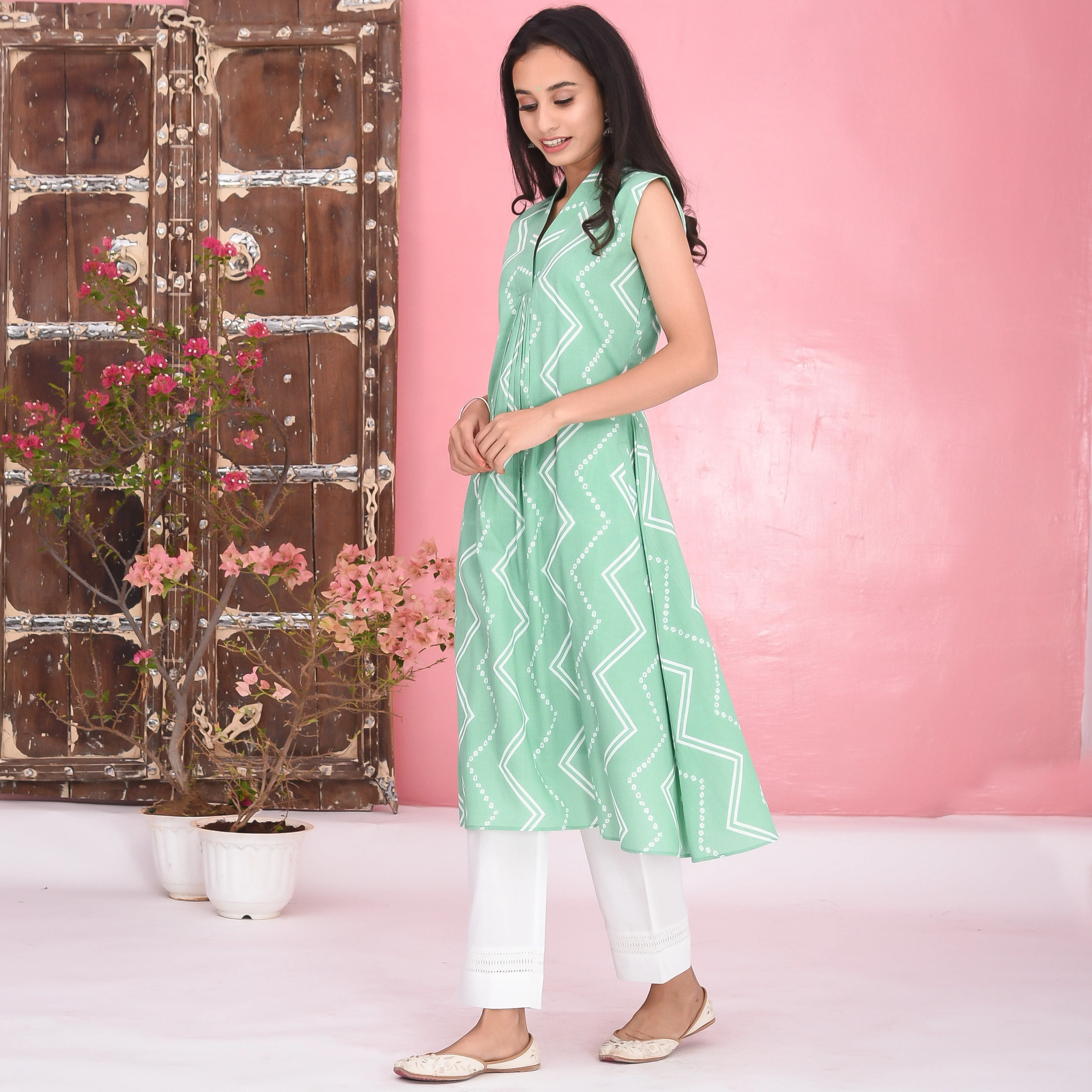 Light Green Cotton Kurta Set - Woolfily
