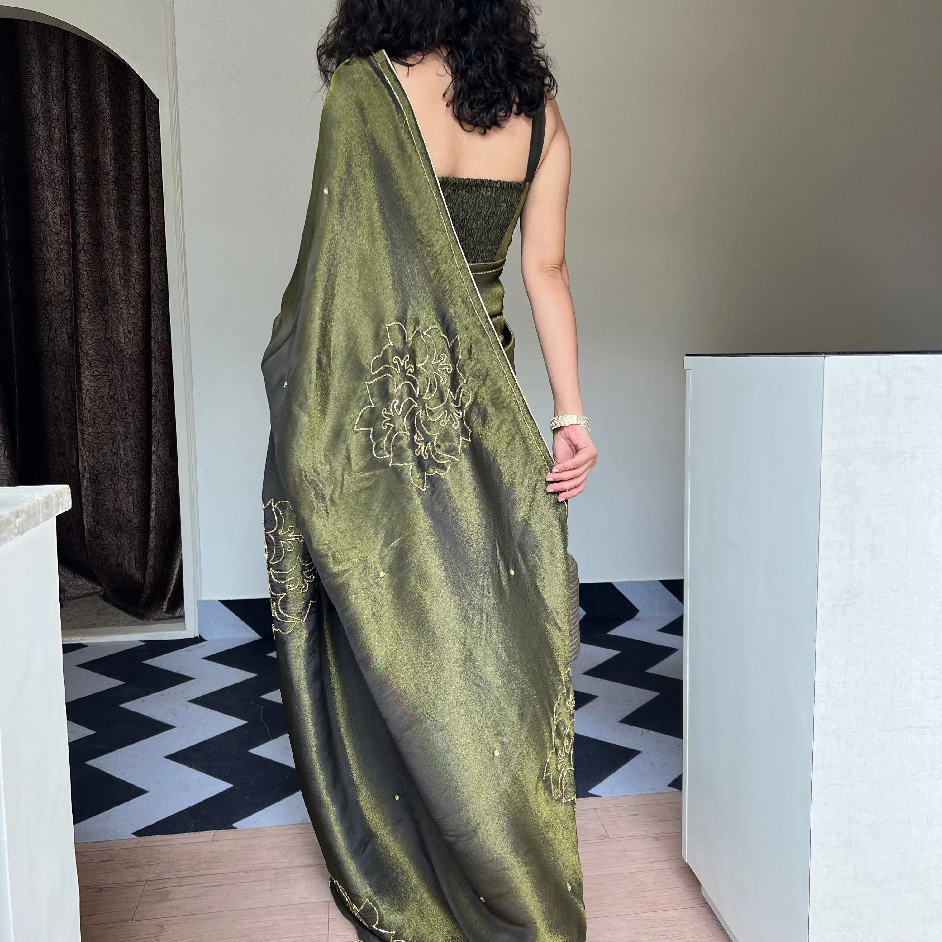 Charcoal Charm Saree - Woolfily