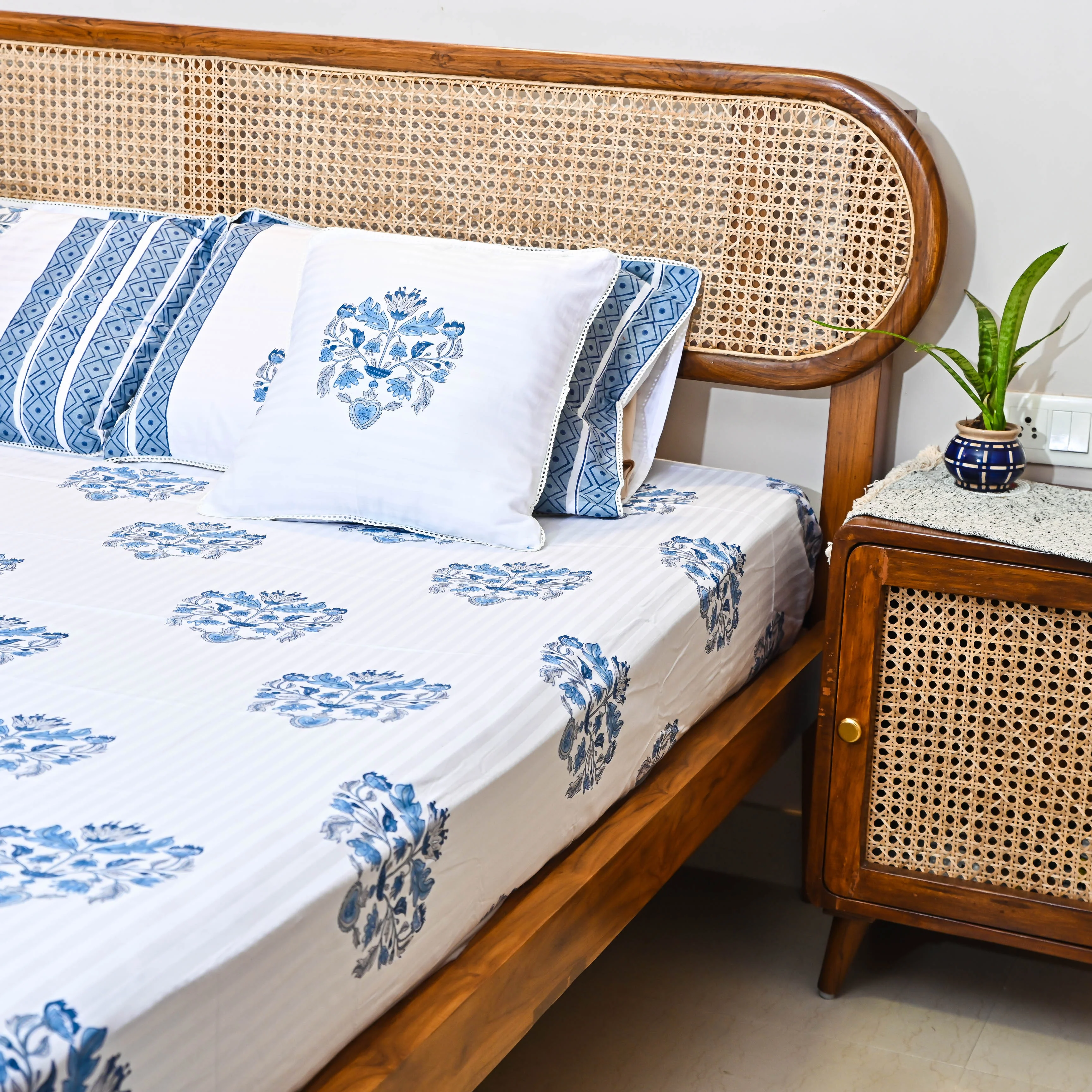 Bunaai Happy At Home Handblock Printed Bedsheet - Woolfily