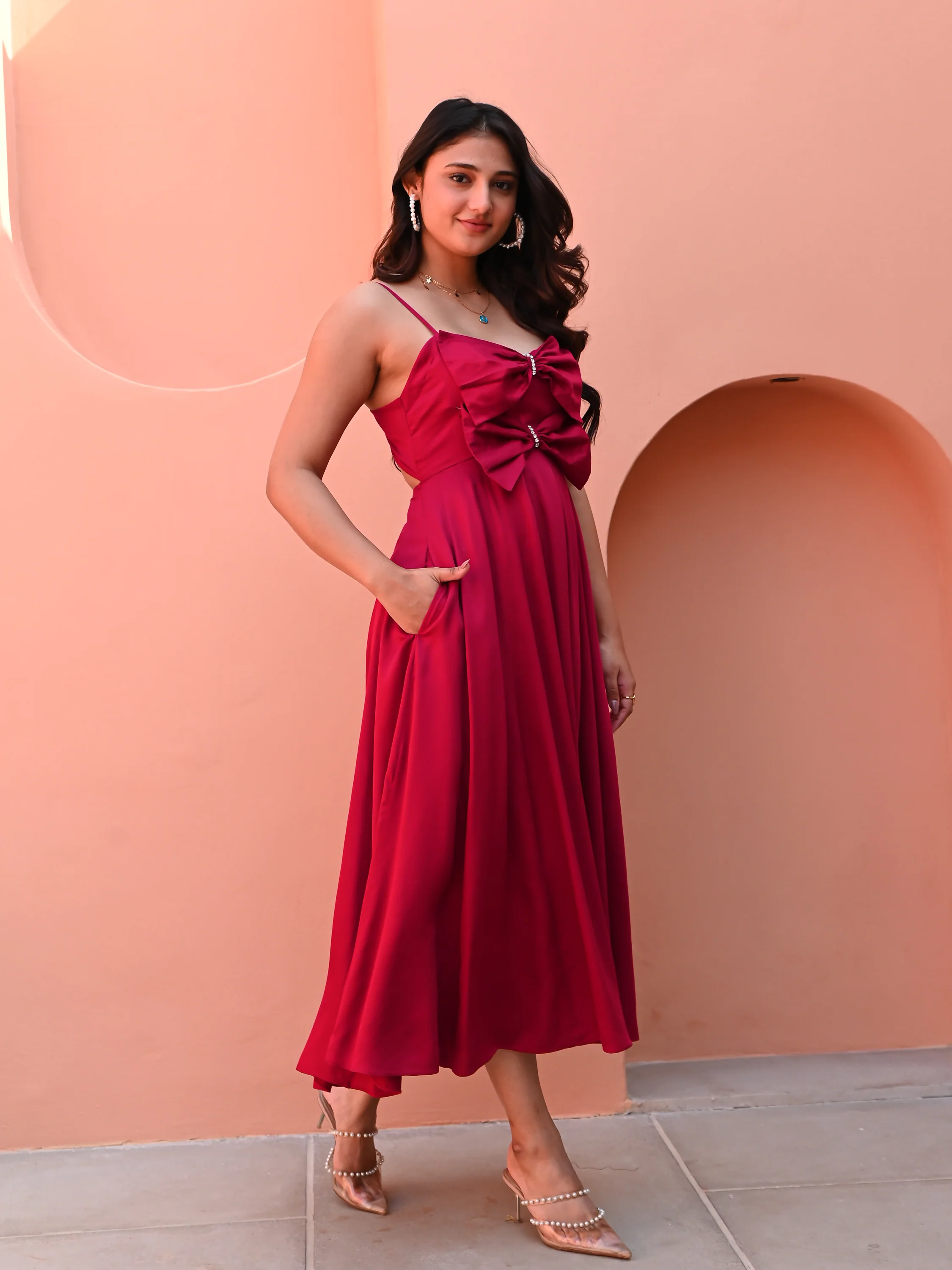 Elegant Maroon Evening Dress - Woolfily