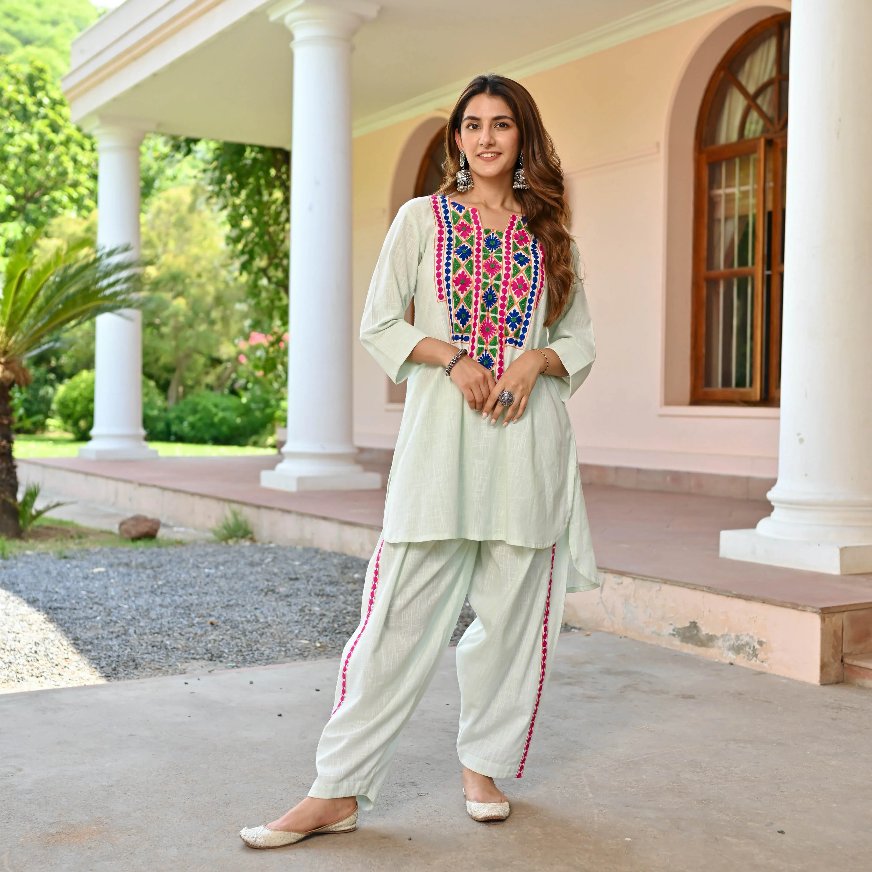 Mink Aari Work Kurta Pants - Woolfily