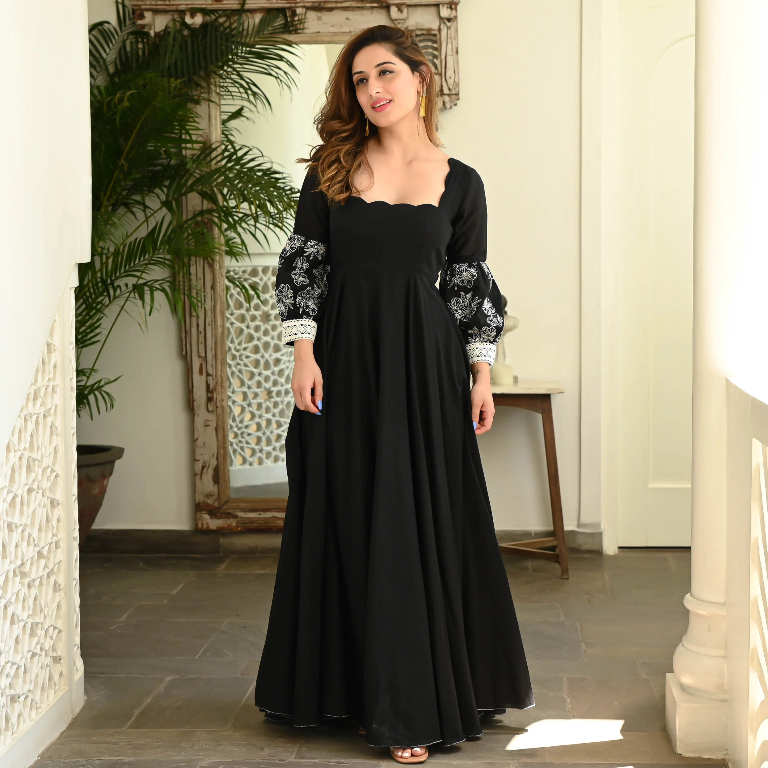 Bunaai BLACK IRISH EMBROIDERED COTTON DRESS - Woolfily
