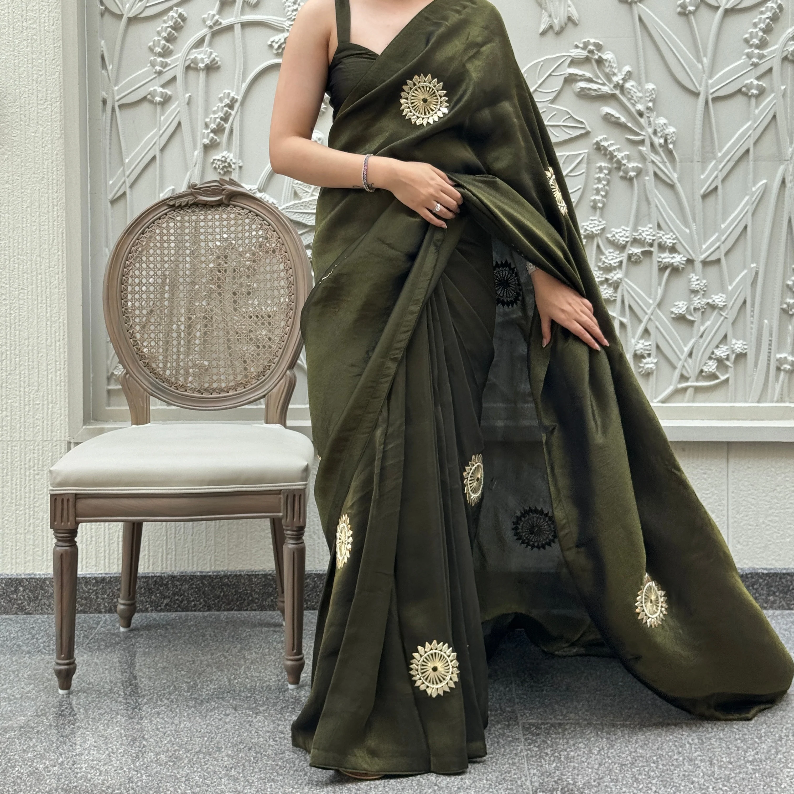 Noir Tissue Saree - Woolfily