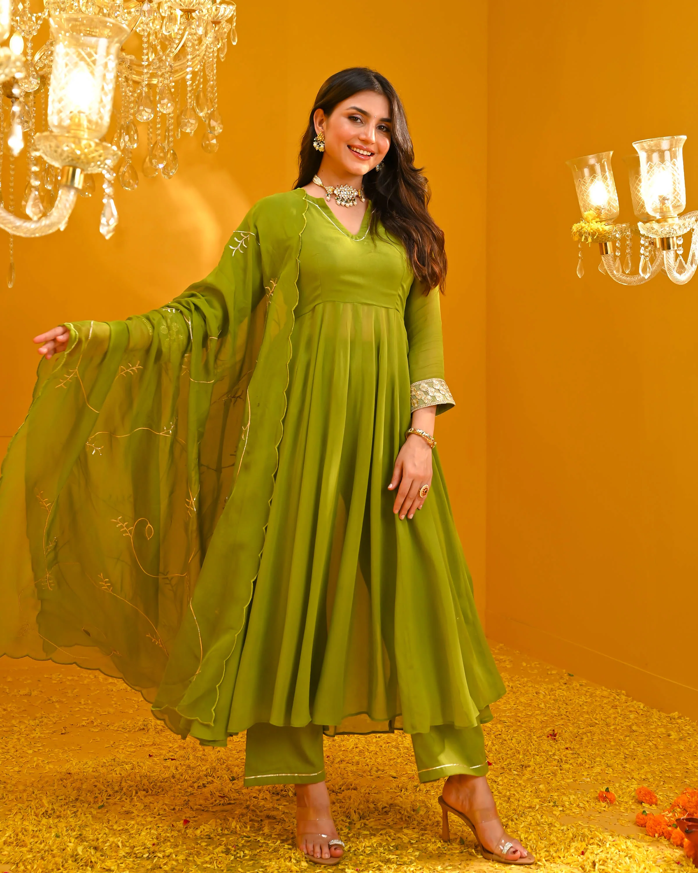 Aahana Georgette Suit Set - Woolfily