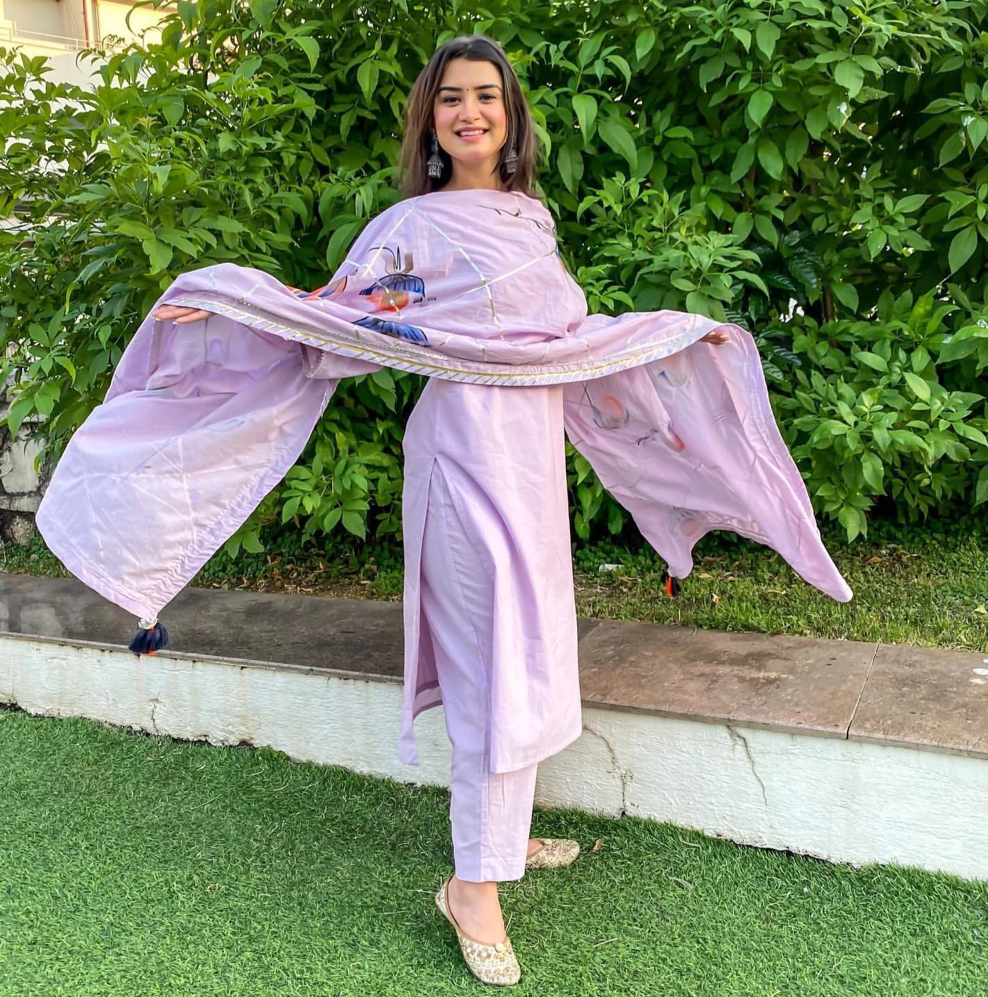 Bunaai Lilac Handpainted Dupatta Suit Set (Set of 3) - Woolfily