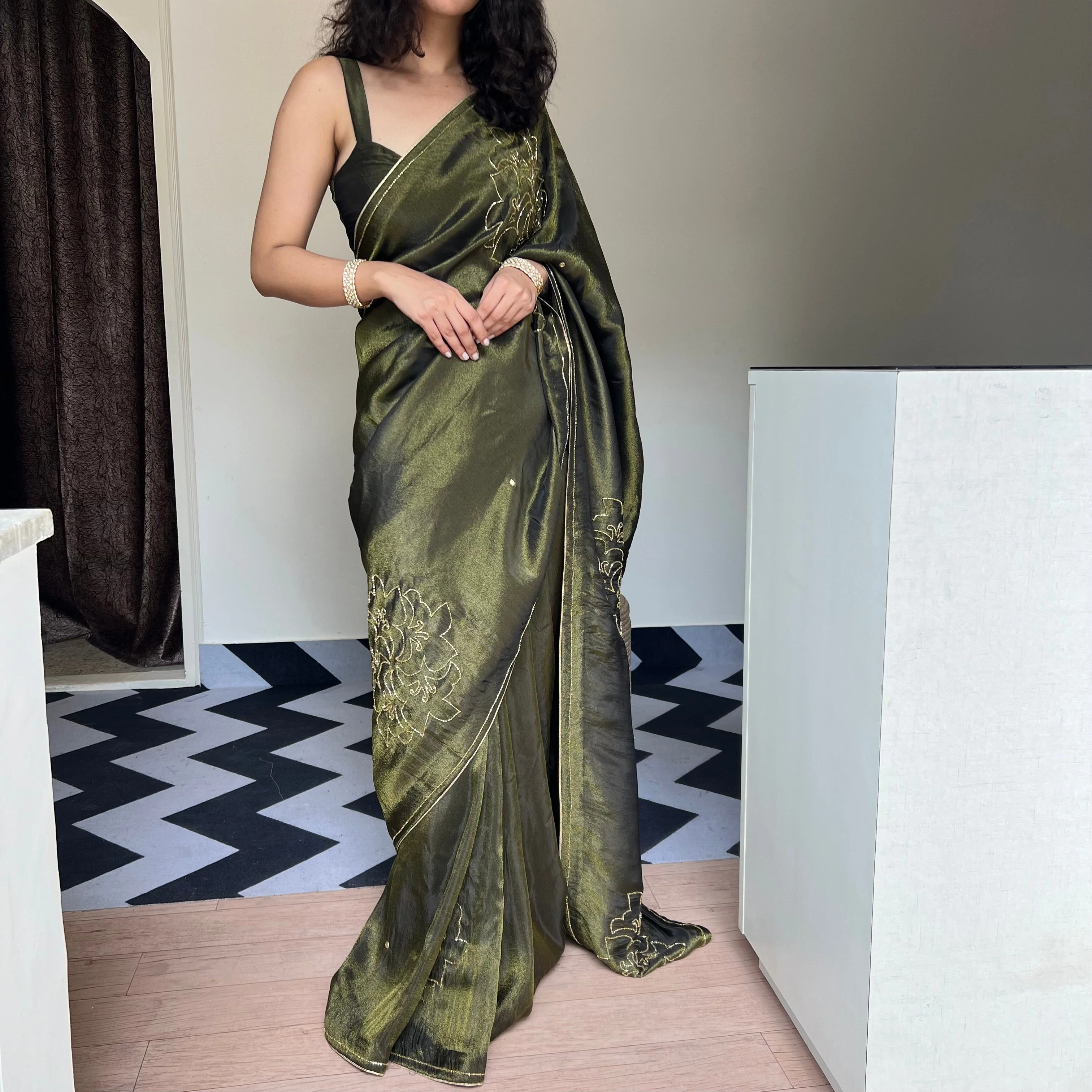 Charcoal Charm Saree - Woolfily