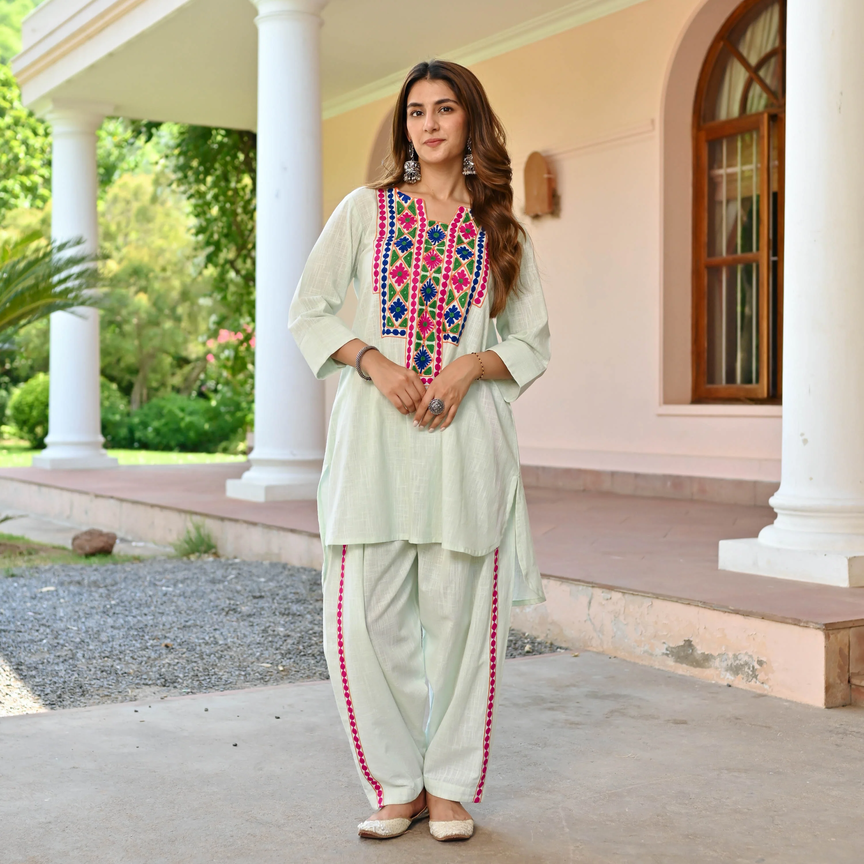 Mink Aari Work Kurta Pants - Woolfily