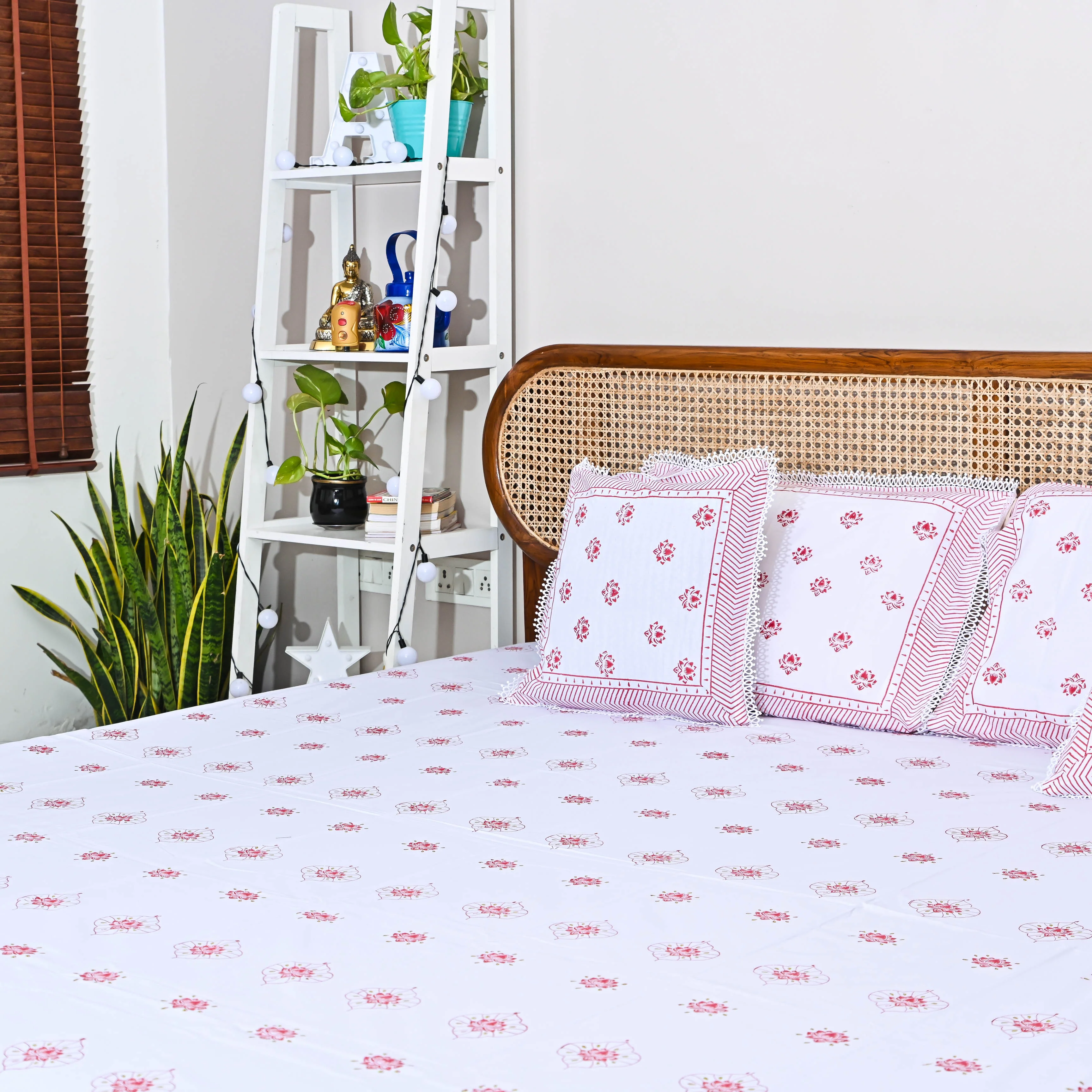 Bunaai Superline Handblock Printed Bedsheet - Woolfily
