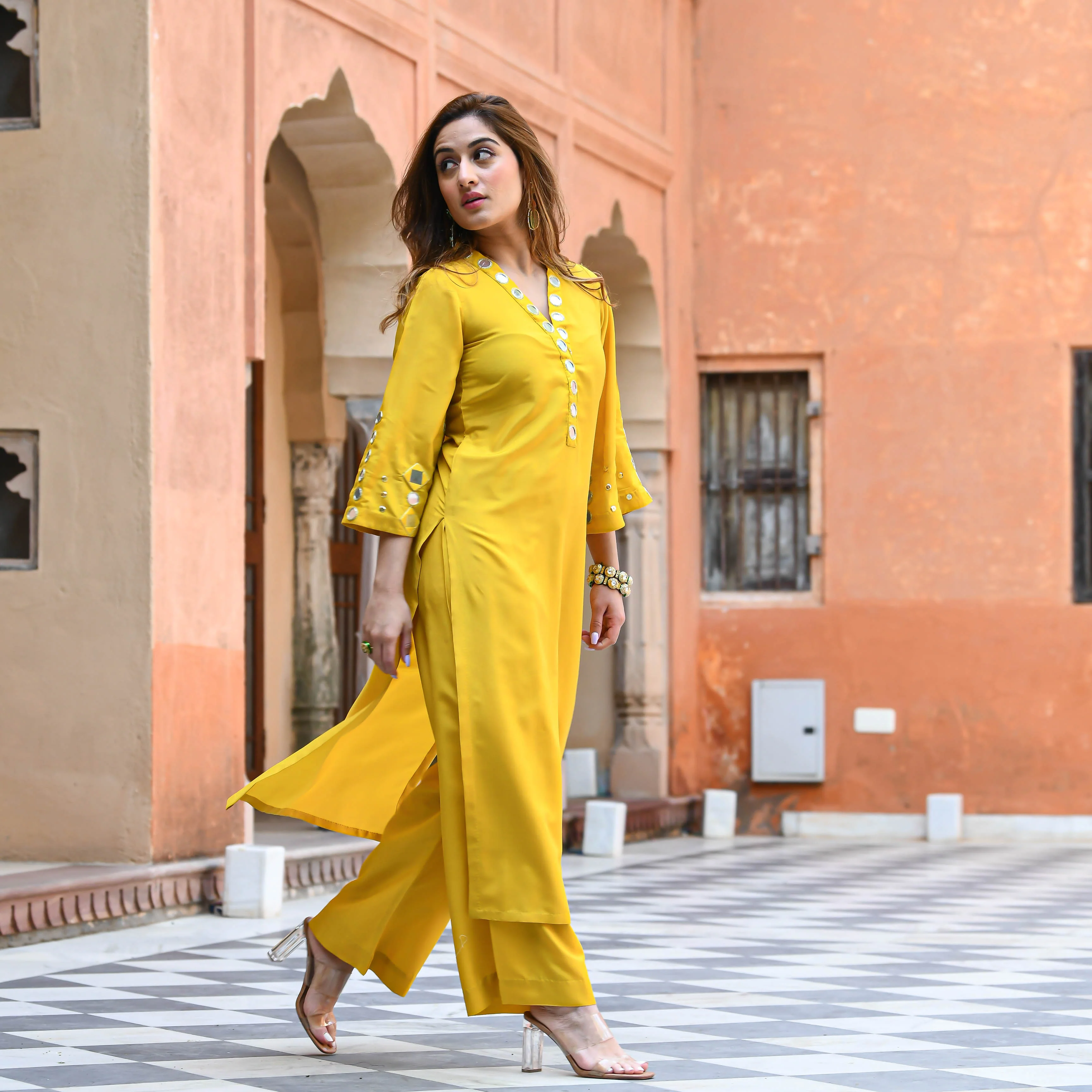 Bunaai Yellow Mirror Work Kurta Pants - Woolfily