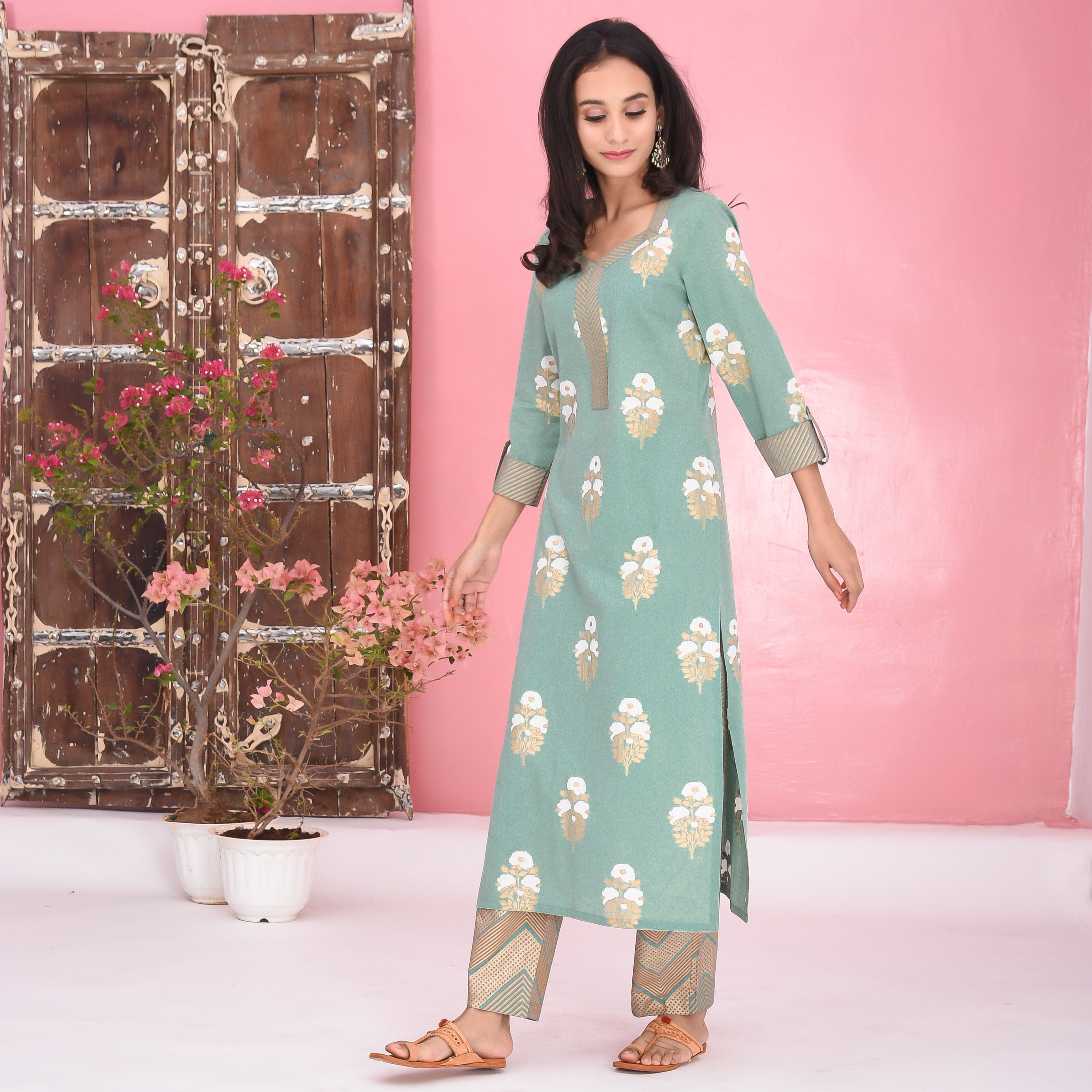 Bunaai Stripes Floral Cotton Kurta Set - Woolfily