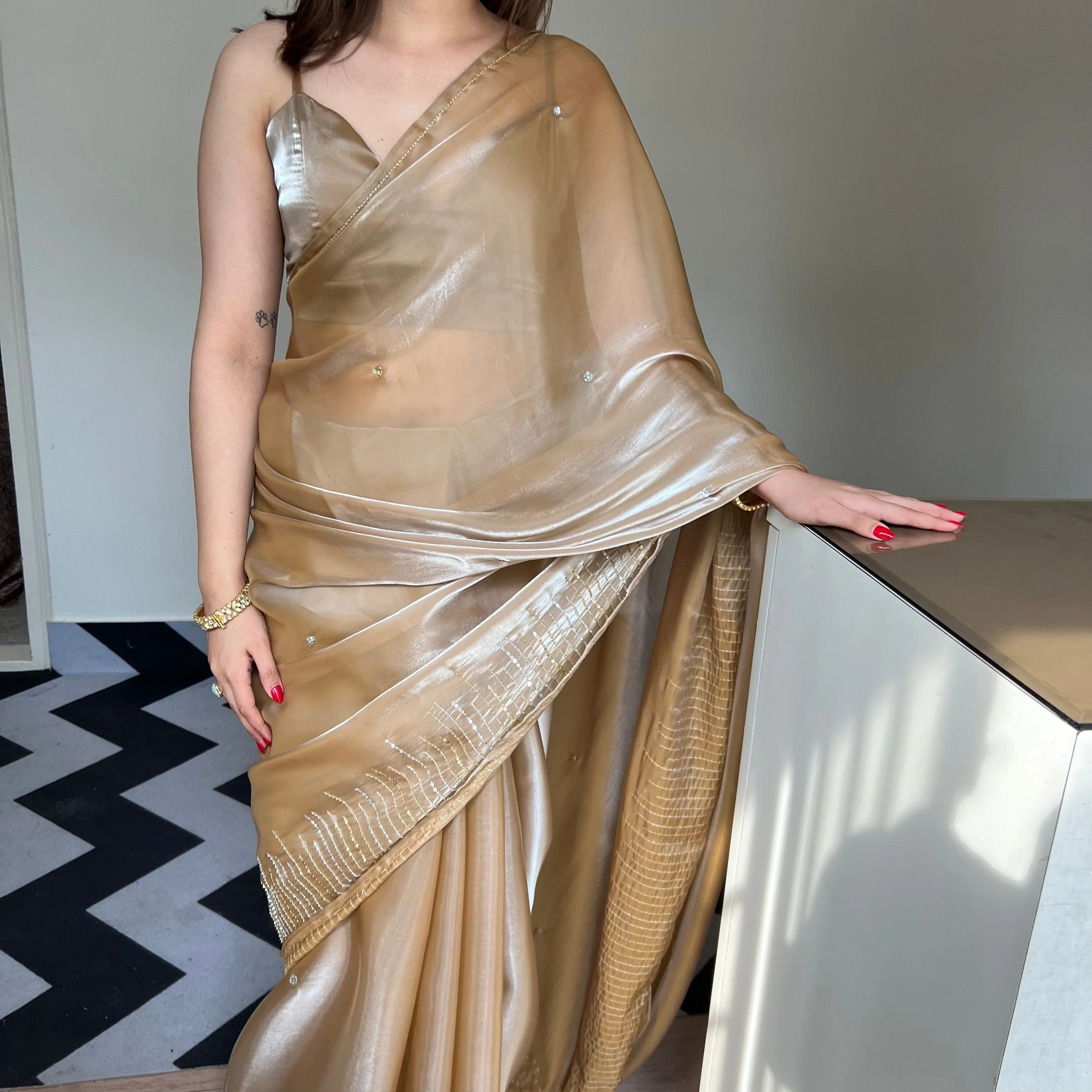 Golden Glow Tissue Saree - Woolfily