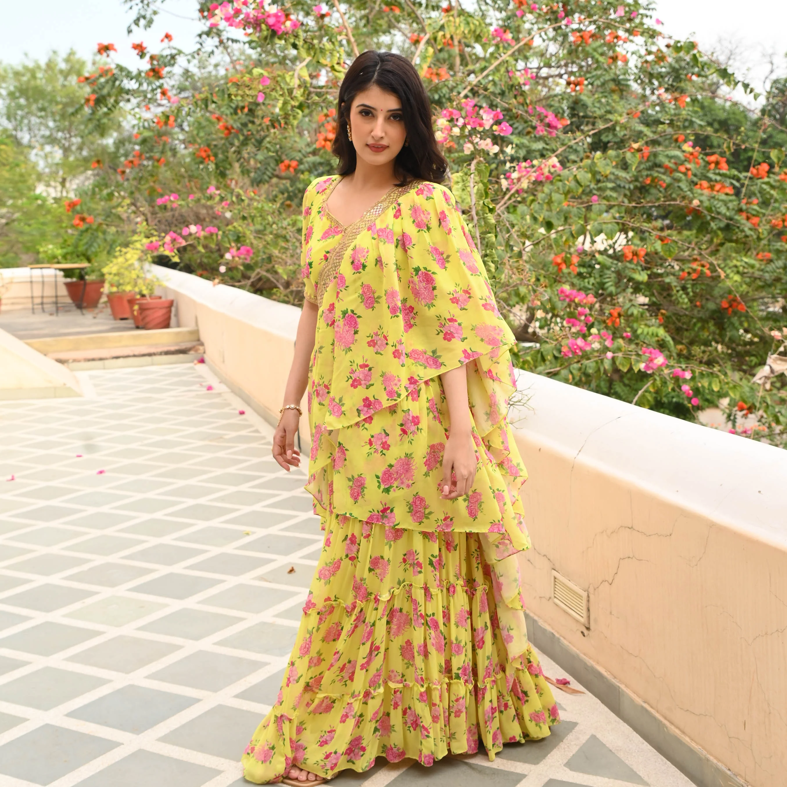 Bunaai Kusum Floral Draped Saree - Woolfily